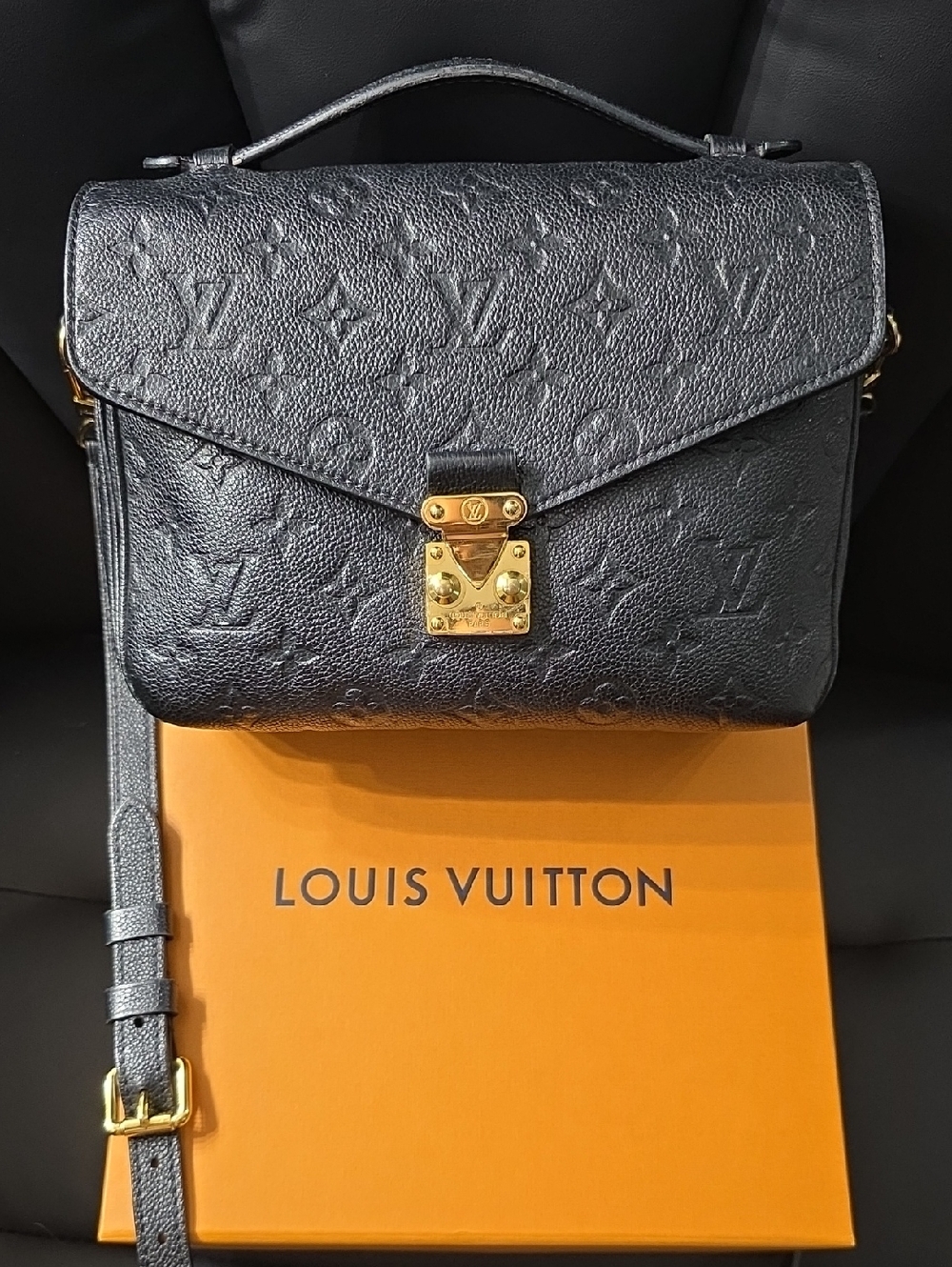 Louis Vuitton Black Monogram Empreinte Pochette Metis Crossbody Gold Hardware